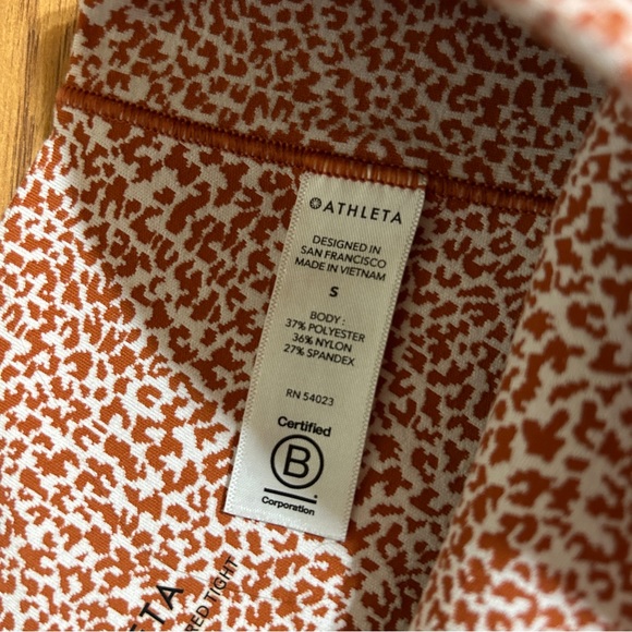 Womens ATHLETA Size XS Salutation Stash Pocket II Textured 7/8 Tight Rust - Picture 5 of 6